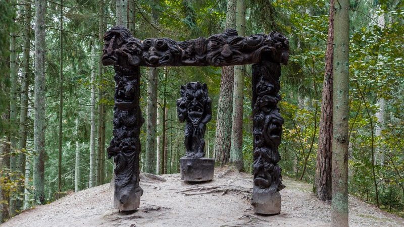 Tree of Witches, Lithuania