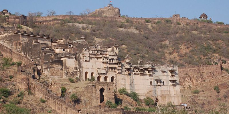 ishwari-niwas-palace