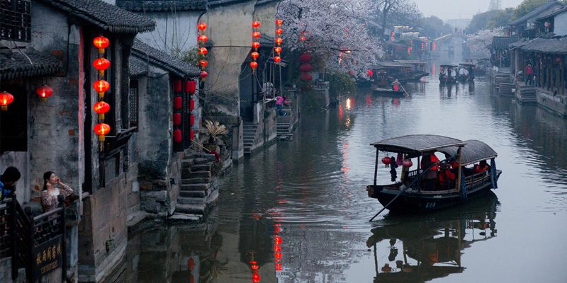 Quiet canals in Xitang. Credit Xianyi Shen