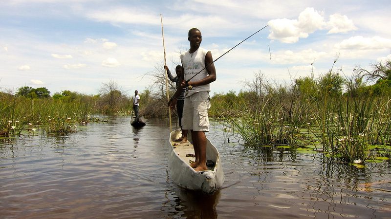okovango-canoe---credit-Martijn.Munneke