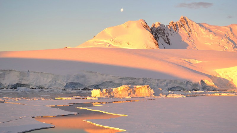 A crack in the ice, Antarctica