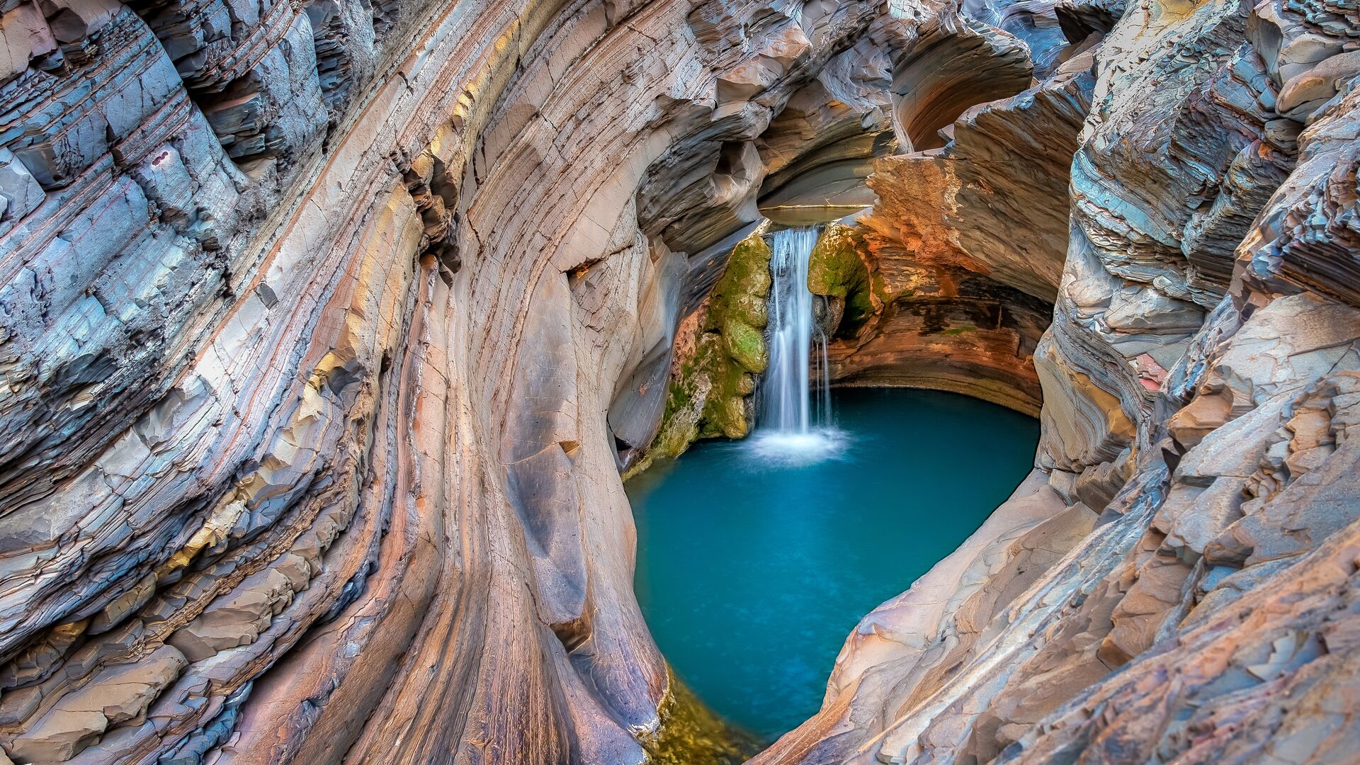 Joffre Gorge in Karijini National Park, Western Australia. 